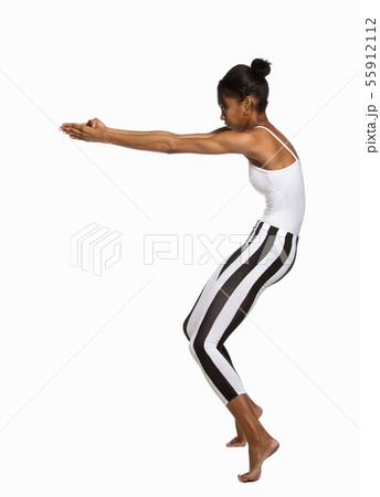 Dancing girl on tiptoe Dancing girl on tiptoe 55912112