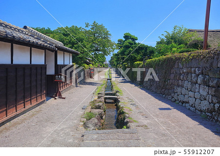 【長崎県】晴天下の島原武家屋敷 55912207