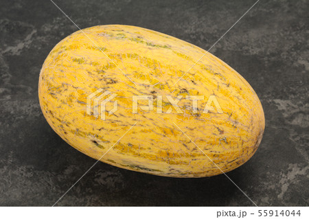Sweet tasty honey ripe melon Sweet tasty honey ripe melon 55914044