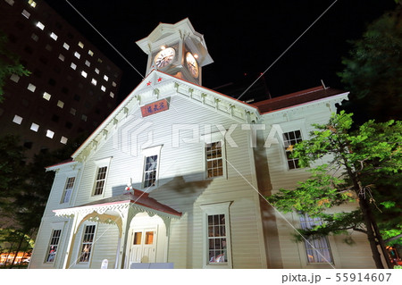 【北海道】札幌時計台の夜景 55914607