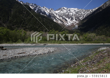 上高地の梓川 上高地の梓川 55915813