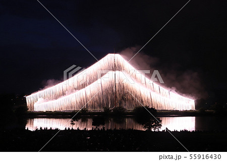 2019年葛飾納涼花火大会 ナイアガラ 2019年葛飾納涼花火大会 ナイアガラ 55916430