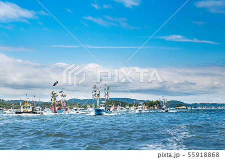 宮城塩釜みなと祭神輿海上渡御海上安全復興への祈り龍鳳丸 55918868