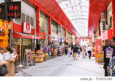 名古屋・大須商店街　町並み　仁王門通り　 55920180