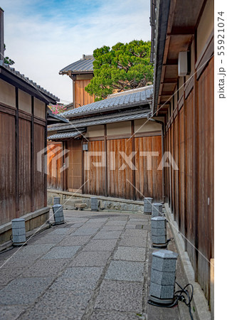 京都東山 石塀小路の風景 京都東山 石塀小路の風景 55921074