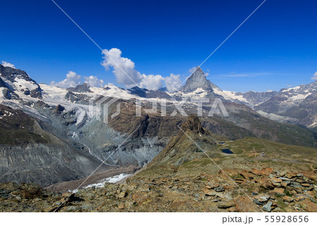 【スイス ゴルナーグラート鉄道】 マッターホルンと絶景 55928656