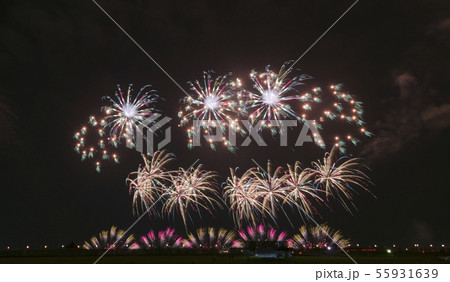 はなび　ハナビ　fireworks　花火 55931639