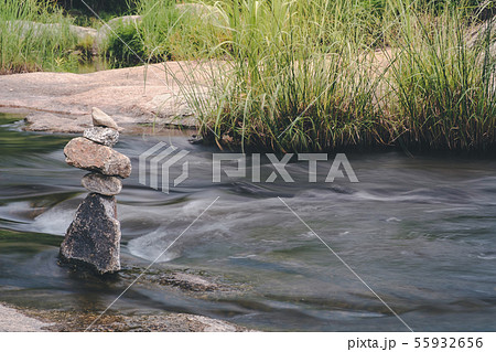 Sort the rocks or arrange the stones Sort the rocks or arrange the stones 55932656