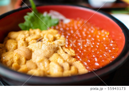 うにいくら丼 55943173