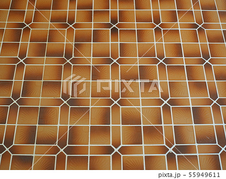 昭和の時代の古い床タイル 55949611