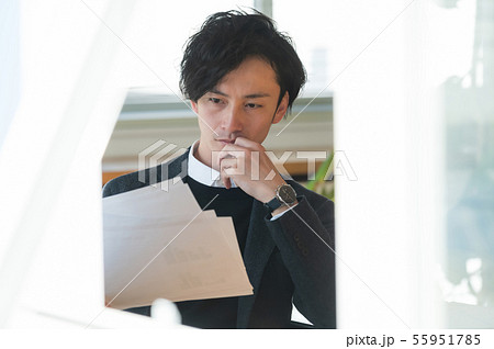 ビジネス 男性 ビジネス 男性 55951785