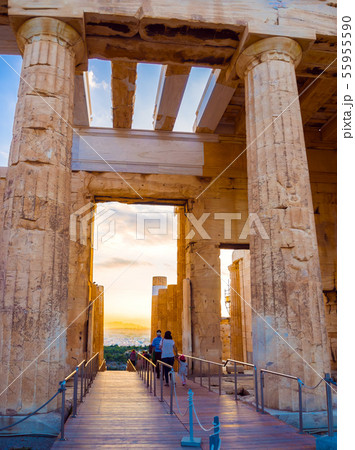 Propylaea entrance of Acropolis, Athens, Greece Propylaea entrance of Acropolis, Athens, Greece 55955590