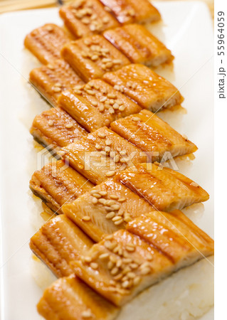 煮穴子の押し寿司。 55964059