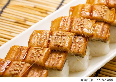 煮穴子の押し寿司。 煮穴子の押し寿司。 55964066
