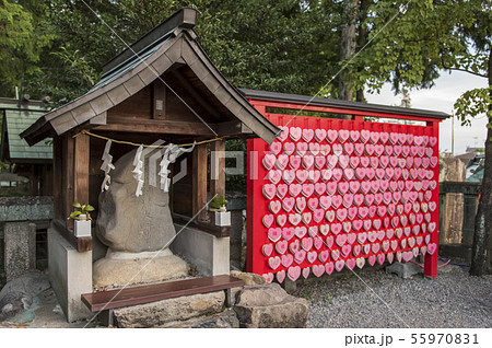 愛知県犬山市 三光稲荷神社と姫亀神社のハートの絵馬の写真素材