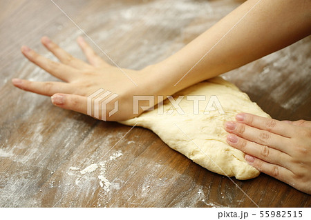 パン作り　趣味　休日 55982515