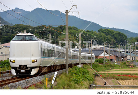 きのくに線を走る287系L特急くろしお6両 55985644