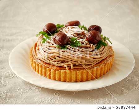 渋皮栗のモンブランタルト（横位置） 55987444