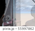 窓越しに 55997862