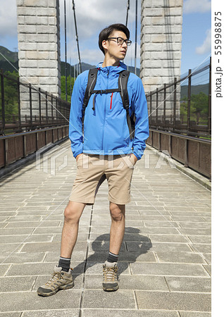 登山 トレッキング イメージ ポートレート 登山 トレッキング イメージ ポートレート 55998875