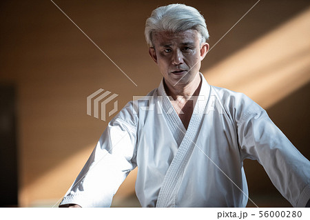 karateka karateka 56000280