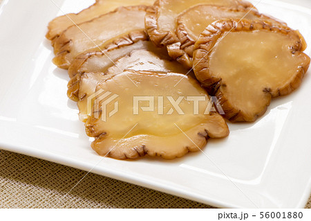 秋田の郷土食のひとつ、いぶり漬け(いぶりがっこ)。 56001880