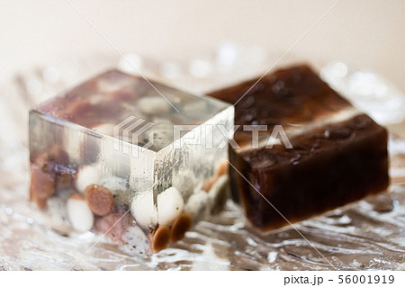 上生菓子・玉川と岩清水 56001919