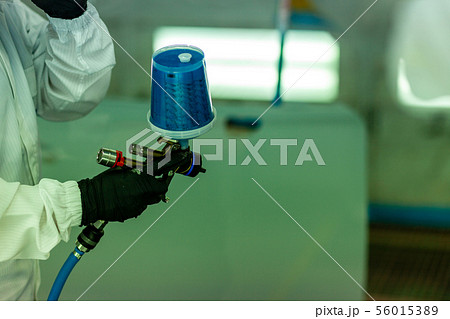 板金　塗装　修理　メンテ　保険　自動車 56015389