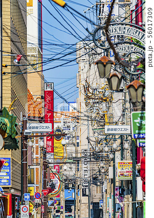 大阪　難波　都市風景　　　　 56017309
