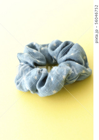 シュシュ シュシュ 56046752