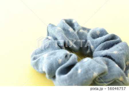 シュシュ シュシュ 56046757