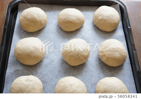 手作りパン　 56058341