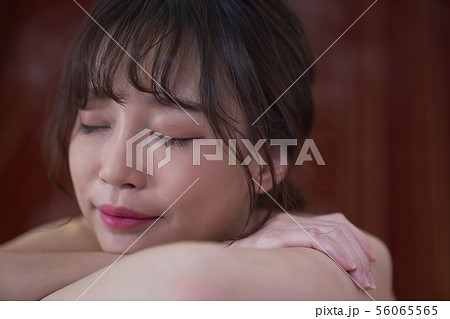 女性 ビューティー 風呂 女性 ビューティー 風呂 56065565