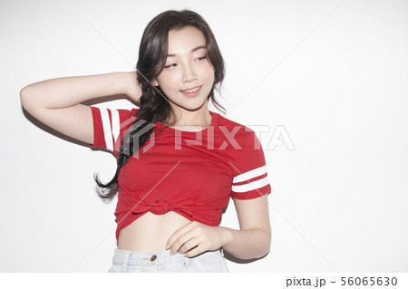 女性　ビューティー　 56065630