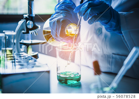 Equipment and science experiments oil pouring 56078528