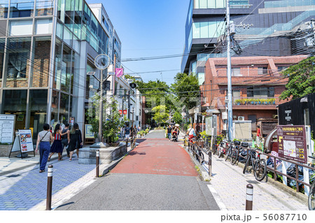 【東京都】原宿　キャットストリート 56087710