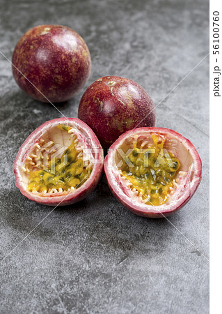 パッションフルーツ 56100760