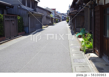 萩浜崎地区街並み保存地区の建物と通り 56100963