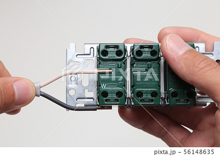 電気工事　スイッチへの配線工事 56148635