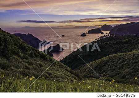 (静岡県)ユウスゲ咲く、奥石廊崎の落日 (静岡県)ユウスゲ咲く、奥石廊崎の落日 56149578