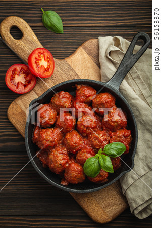 Meatballs in tomato sauce 56153370