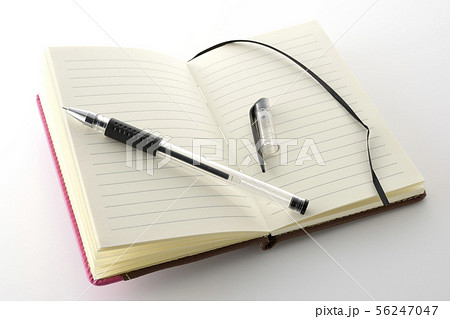 手帖に書く 手帖に書く 56247047