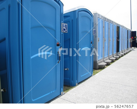 身障者用仮設トイレ 56247657