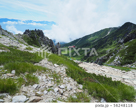 駒ケ岳 乗越浄土からホテル千畳敷方向の眺望 駒ケ岳 乗越浄土からホテル千畳敷方向の眺望 56248118