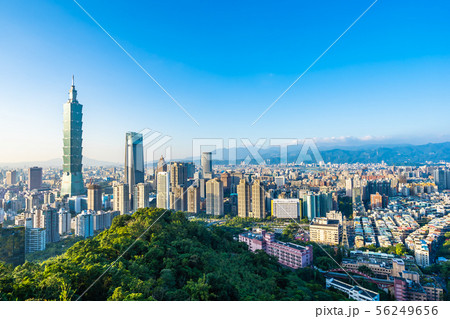 Beautiful landscape and cityscape of taipei 101 building and architecture in the city 56249656