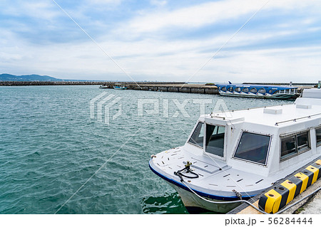 沖縄 竹富島 竹富港 フェリー乗り場 グラスボート  沖縄 竹富島 竹富港 フェリー乗り場 グラスボート  56284444