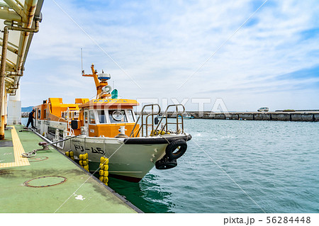 沖縄 竹富島 竹富港 フェリー乗り場と観光船 沖縄 竹富島 竹富港 フェリー乗り場と観光船 56284448