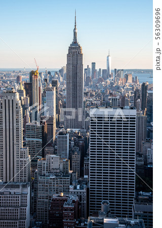 Looking South from the top of Manhattans midtown 56309696