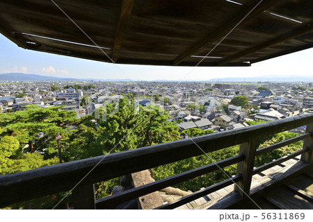 丸岡城 天守閣内部 三層からの眺め(福井県坂井市) 丸岡城 天守閣内部 三層からの眺め(福井県坂井市) 56311869
