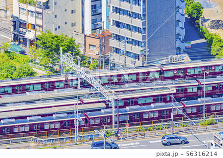 阪急電車　中津駅 56316214